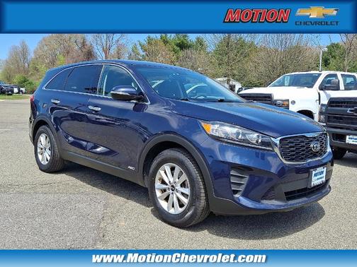 2019 Kia Sorento LX