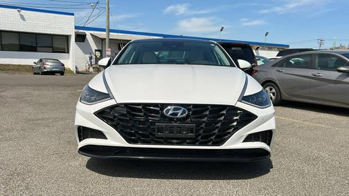 2022 Hyundai SONATA Limited