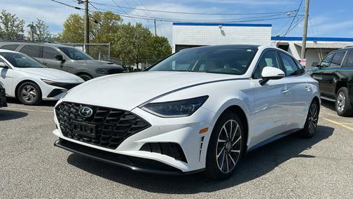 2022 Hyundai SONATA Limited