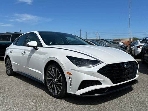 2022 Hyundai SONATA Limited