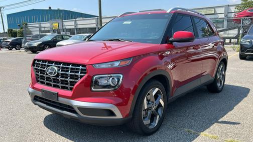 2023 Hyundai VENUE SEL
