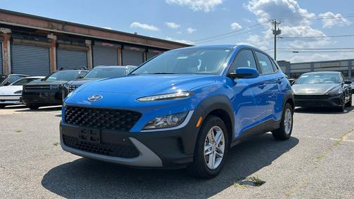 2022 Hyundai KONA SE
