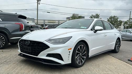 2021 Hyundai SONATA Limited