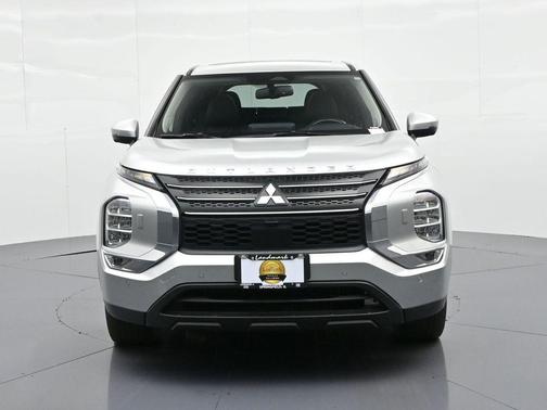 Alloy Silver Metallic 2024 Mitsubishi Outlander PHEV SE