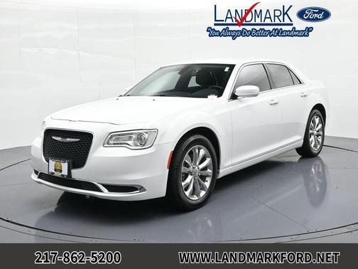 2022 Chrysler 300 Touring