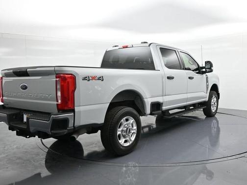 2025 Ford F-250 XLT