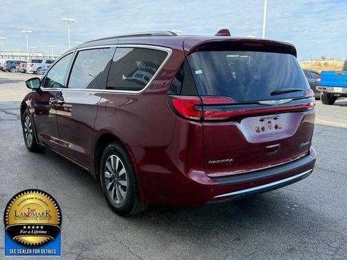 2021 Chrysler Pacifica Hybrid Touring L