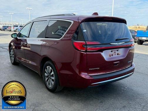 2021 Chrysler Pacifica Hybrid Touring L