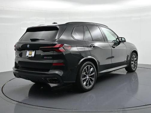 Black Sapphire Metallic 2024 BMW X5 M60I
