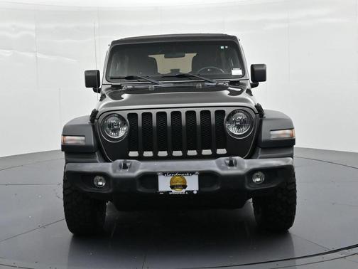 Crystal Metallic 2018 Jeep Wrangler Unlimited Sport
