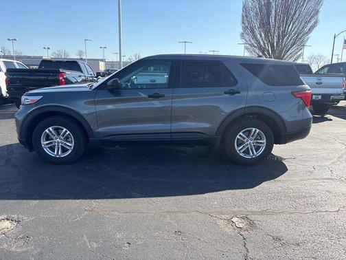 2023 Ford Explorer Base