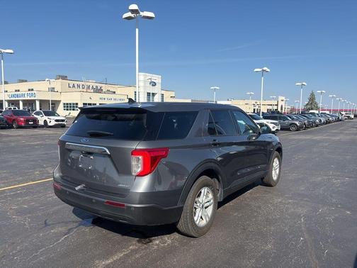 2023 Ford Explorer Base