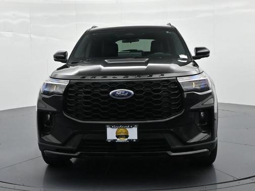 AGATE BLACK METALLIC 2025 Ford Explorer ST-LINE