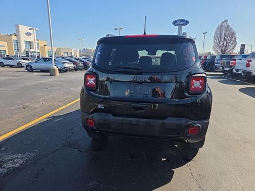 2022 Jeep Renegade Altitude