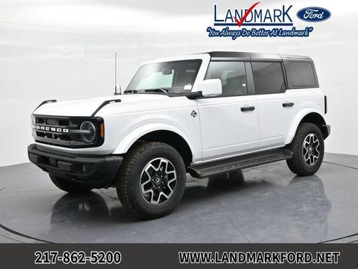 2026 Ford Bronco Outer Banks