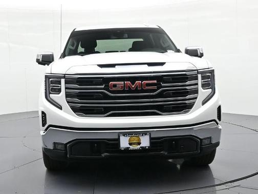Summit White / White 2025 GMC Sierra 1500 SLT