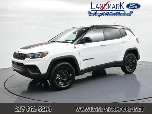 Bright White Clearcoat 2023 Jeep Compass TRAILHAWK