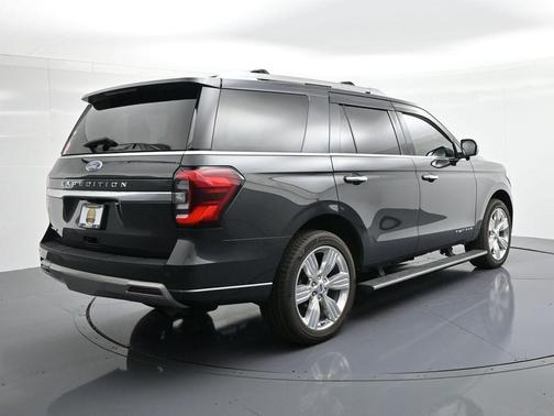 Dark Matter Metallic 2023 Ford Expedition Platinum