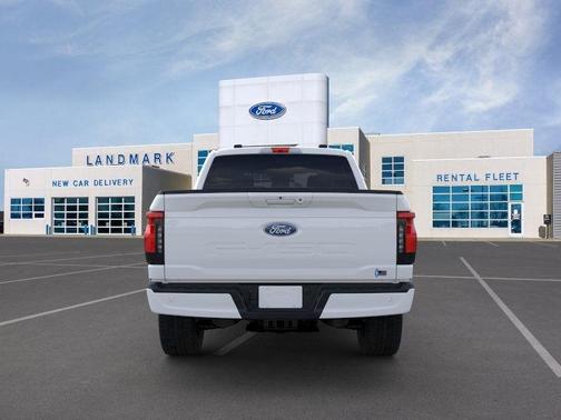 2025 Ford F-150 Lightning Flash