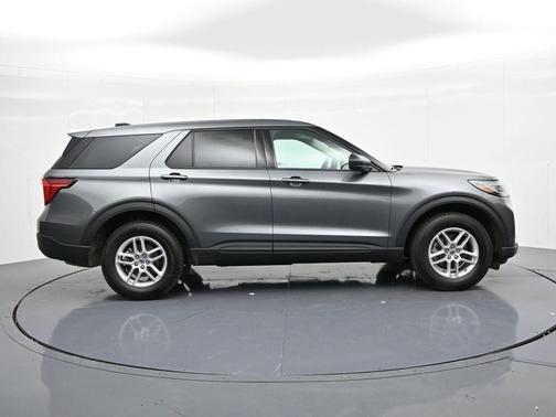Gray Metallic 2026 Ford Explorer Active