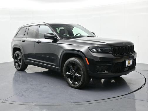 2023 Jeep Grand Cherokee Altitude