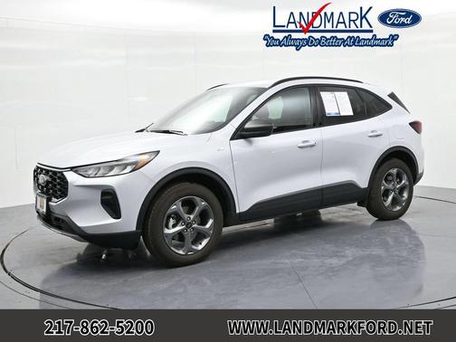 Silver Metallic 2025 Ford Escape ST-Line