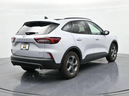 Silver Metallic 2025 Ford Escape ST-Line