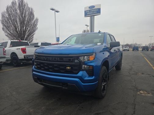 2022 Chevrolet Silverado 1500 Custom