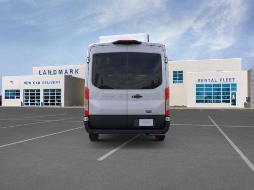 2025 Ford Transit-350