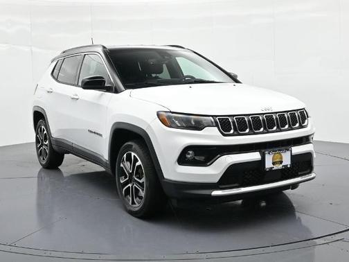 Bright White Clearcoat 2023 Jeep Compass LIMITED
