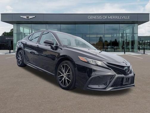 Midnight Black Metallic 2023 Toyota Camry SE