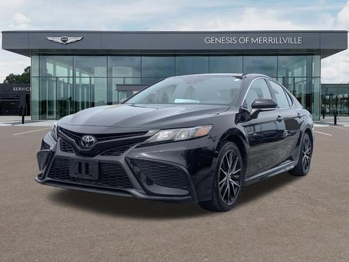 Midnight Black Metallic 2023 Toyota Camry SE