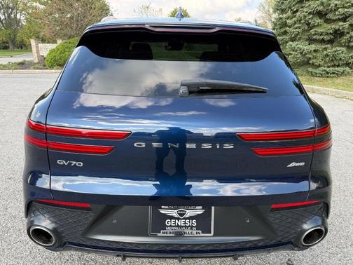 2023 Genesis GV70 2.5T