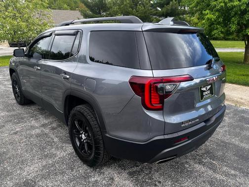 2020 GMC Acadia AT4