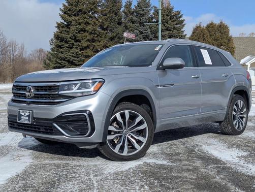 2022 Volkswagen Atlas Cross Sport 3.6L V6 SEL Premium R-Line