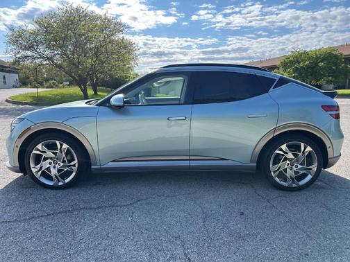 2024 Genesis GV60 Performance