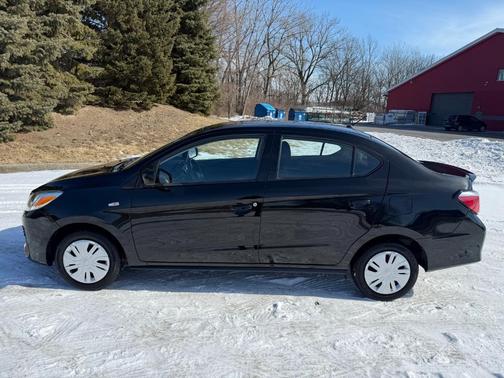 2022 Mitsubishi Mirage G4 ES