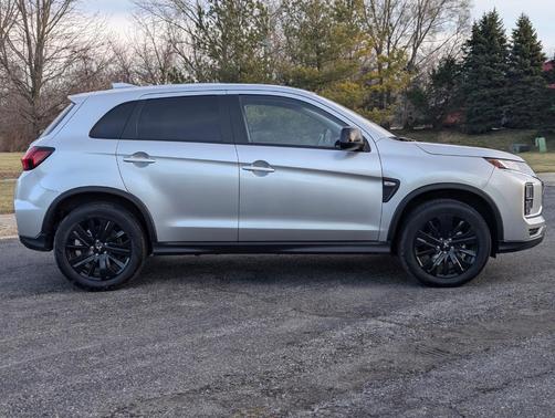 2025 Mitsubishi Outlander Sport 2.0 LE