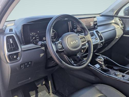 Wolf Gray 2023 Kia Sorento SX