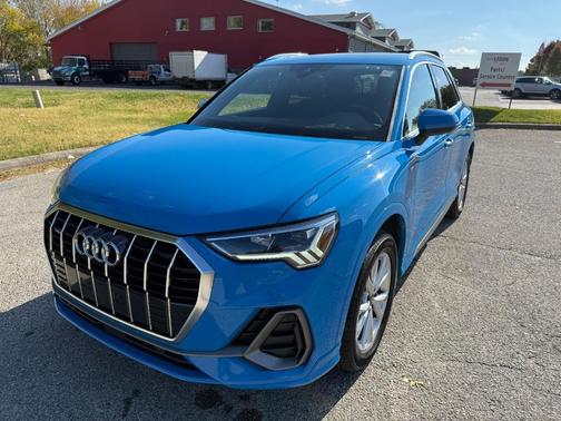 2023 Audi Q3 45 S line Premium