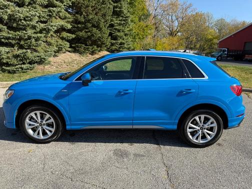 2023 Audi Q3 45 S line Premium