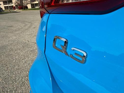 2023 Audi Q3 45 S line Premium