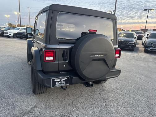 2020 Jeep Wrangler Sport