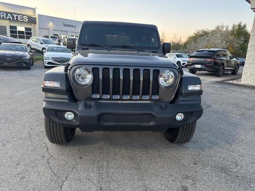 2020 Jeep Wrangler Sport