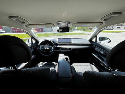 2023 Genesis GV70 2.5T