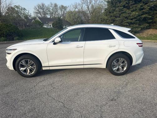 2023 Genesis GV70 2.5T