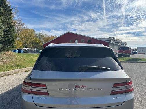 2025 Genesis GV80 2.5T