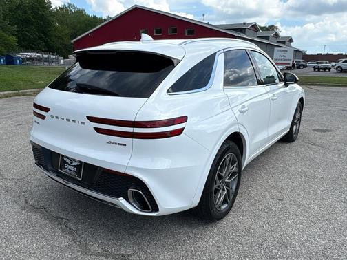 2022 Genesis GV70 2.5T