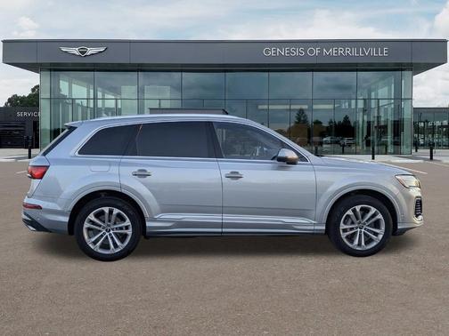 2025 Audi Q7 55 Premium Plus