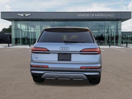 2025 Audi Q7 55 Premium Plus